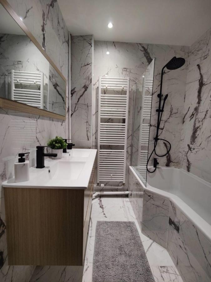 L'etoile Du Langevin 450m Avenue Champagne Apartment *